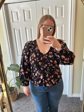 Old Navy Floral V-Neck Long Sleeve Top
